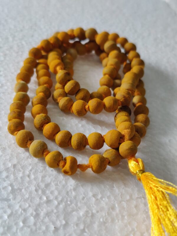 Haridra Mala